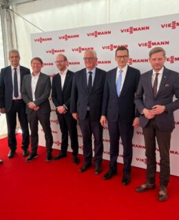 Historyczna inwestycja firmy VIESSMANN zostanie zrealizowana w Legnicy. Na terenie LSSE powstanie supernowoczesny zakład produkcyjny pomp ciepła Zdj. Viessmann